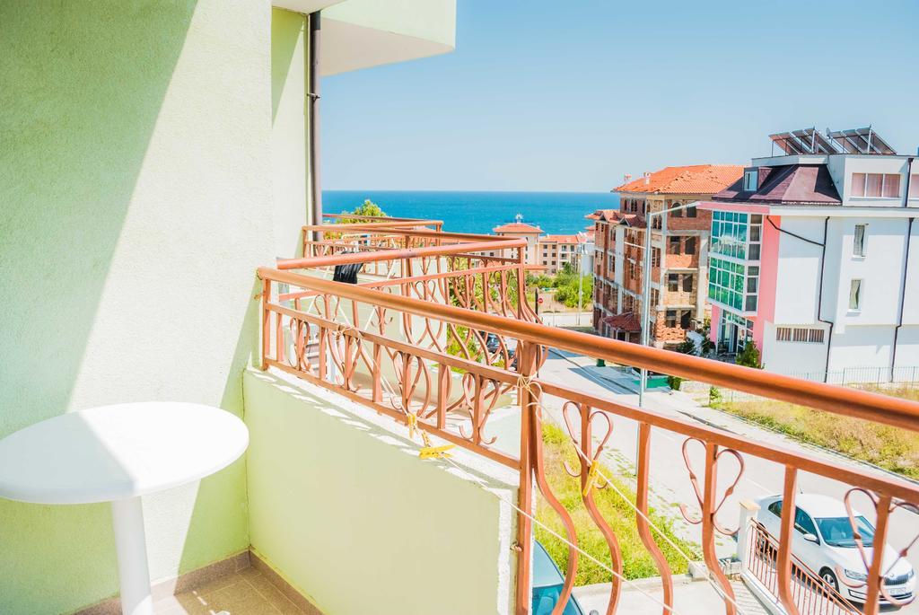 Family Hotel Amore Bjala Exteriér fotografie