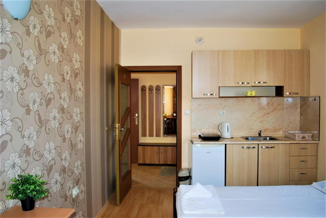 Family Hotel Amore Bjala Exteriér fotografie